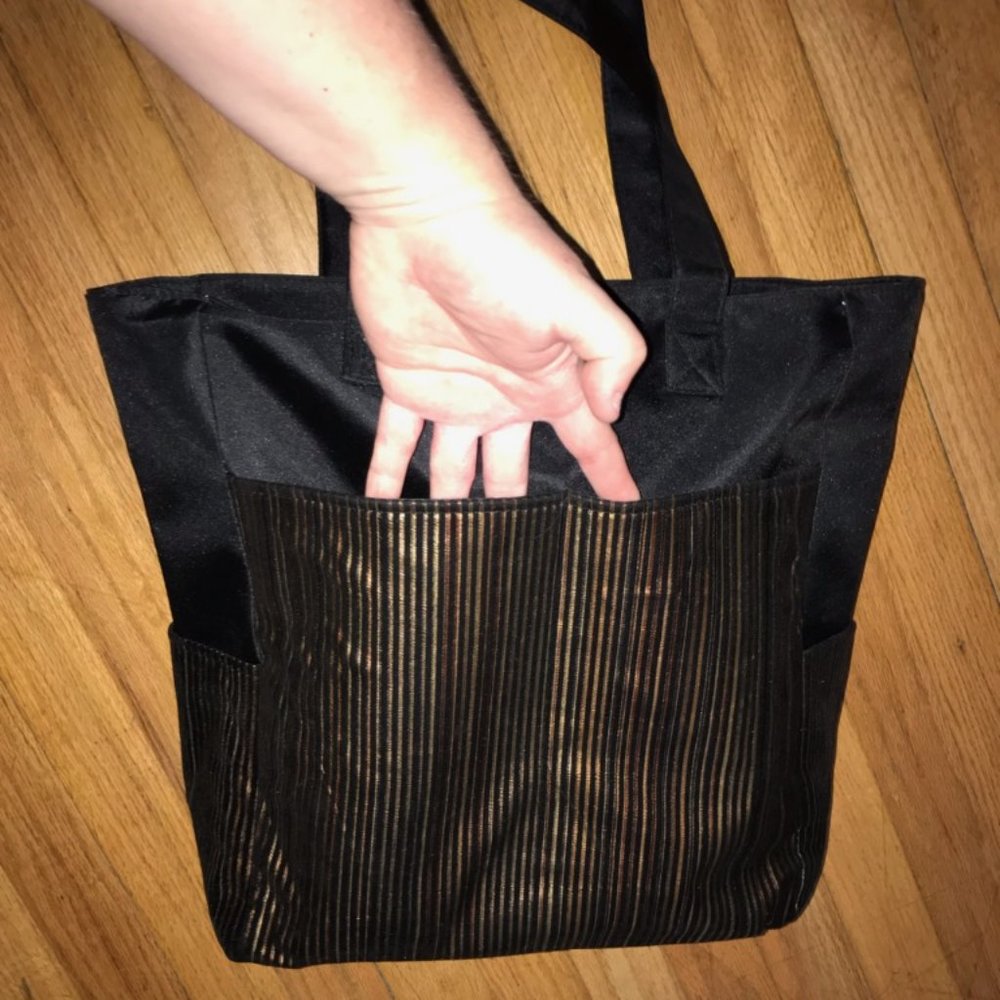 Large Tote *NWOT*